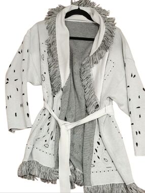 Elegant Gray and White Women's Cardigan
